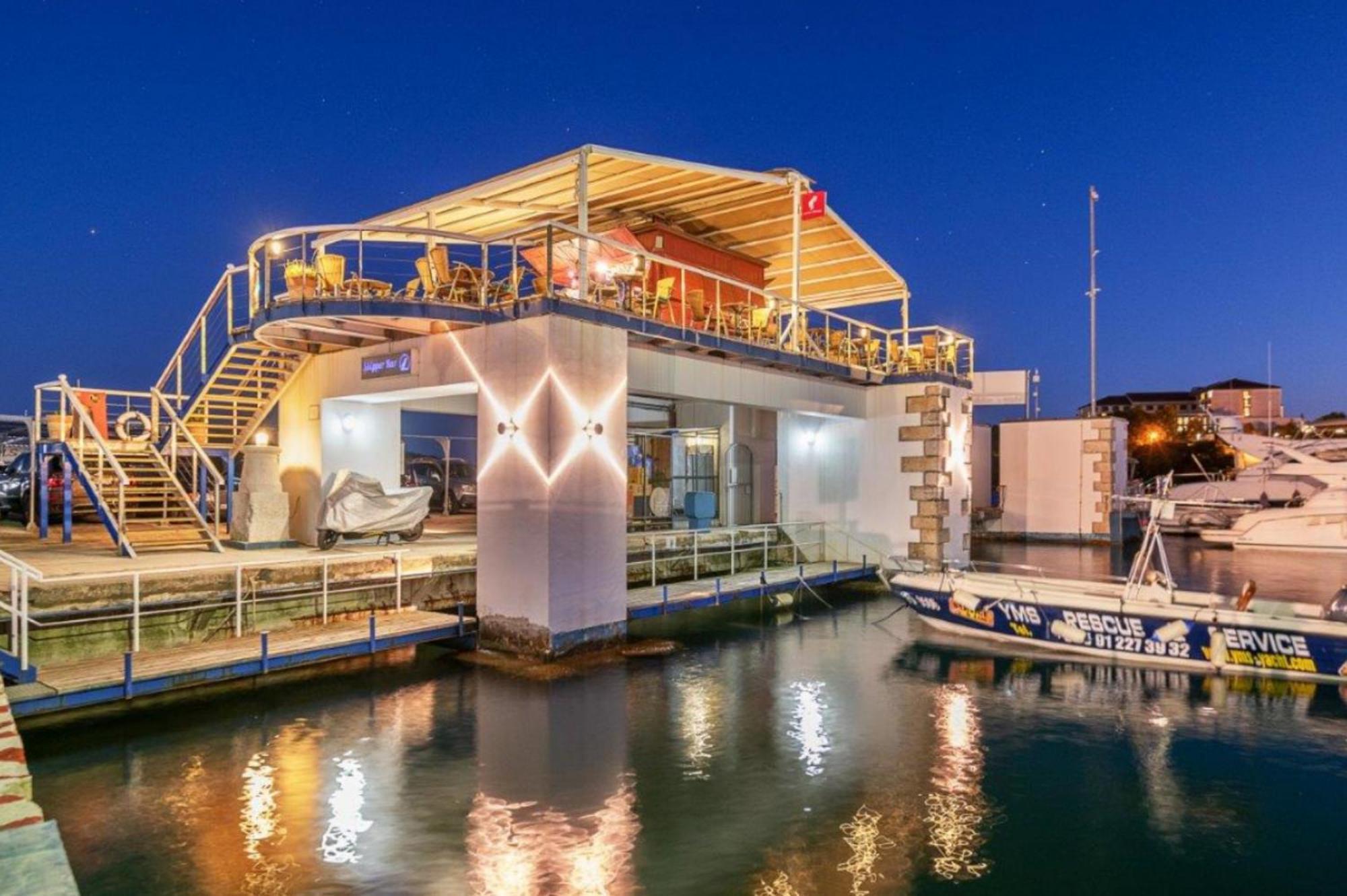 Vikendica House Boat Oliva - Floating House *