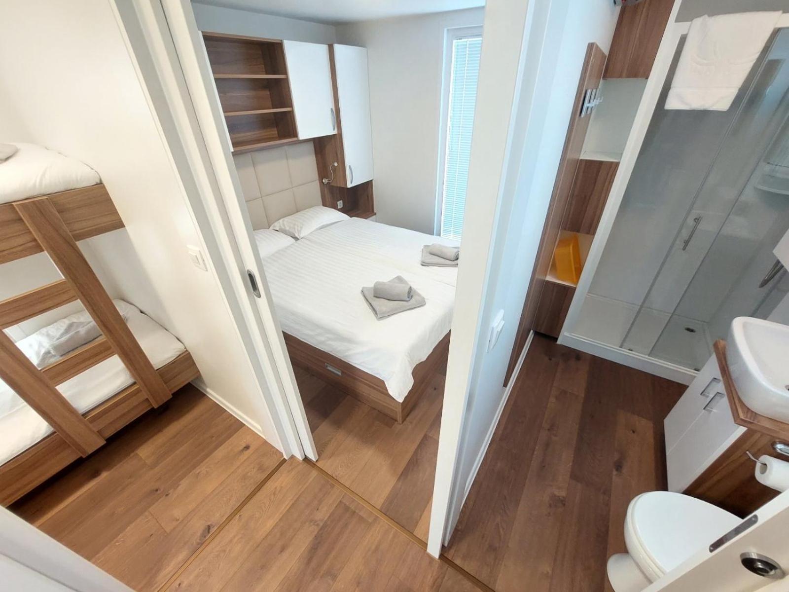Vikendica House Boat Oliva - Floating House